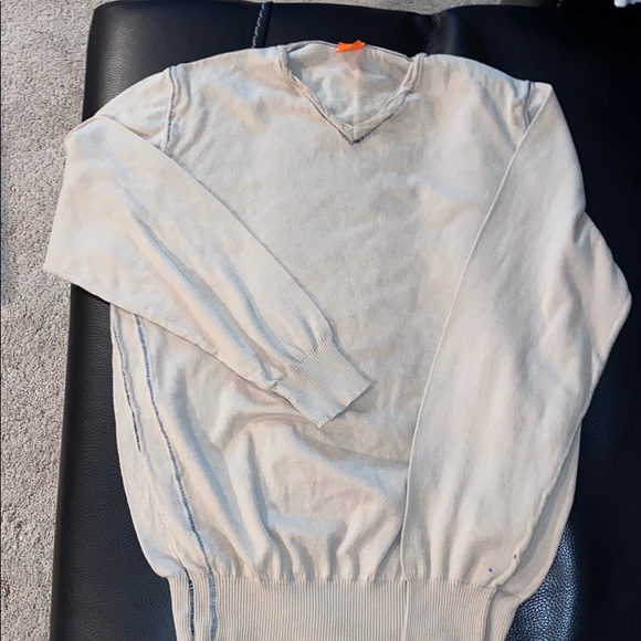 Hugo Boss sweater - Picture 1 of 3